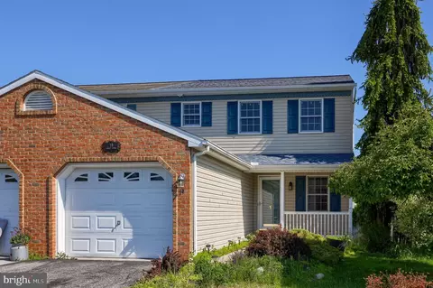 19 Arrow Crt, Jonestown, PA 17038