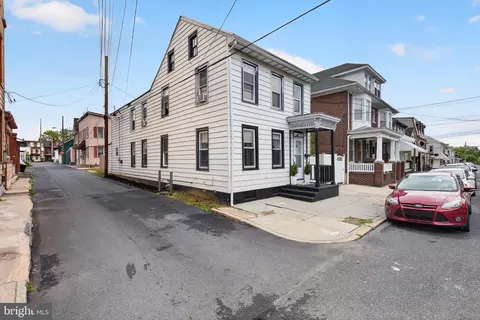 360 N 5th St, Lebanon, PA 17046