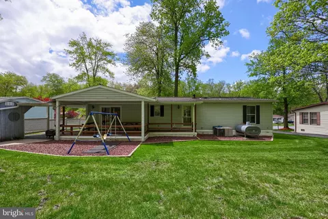 36 Maple Ave, Manheim, PA 17545 photo 34