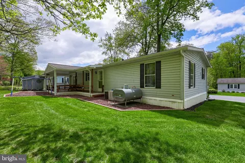 36 Maple Ave, Manheim, PA 17545 photo 35