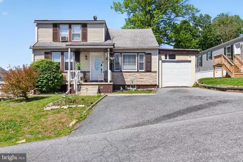 1107 Woodward St, Lebanon, PA 17046