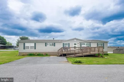 80 Country Acres Park Tp, Myerstown, PA 17067