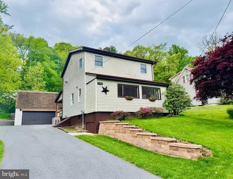 990 Mount Wilson Rd, Lebanon, PA 17042