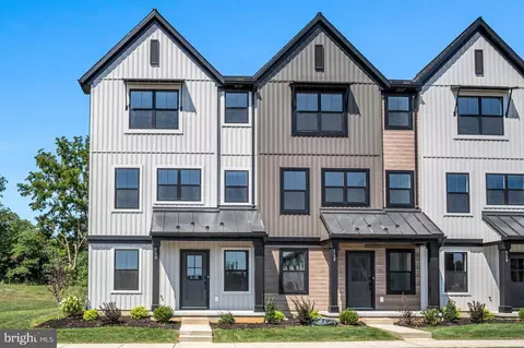 310 Flora Blvd, Annville, PA 17003
