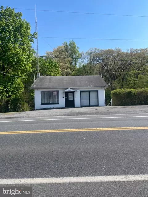 1005 State Route 72 N, Lebanon, PA 17046