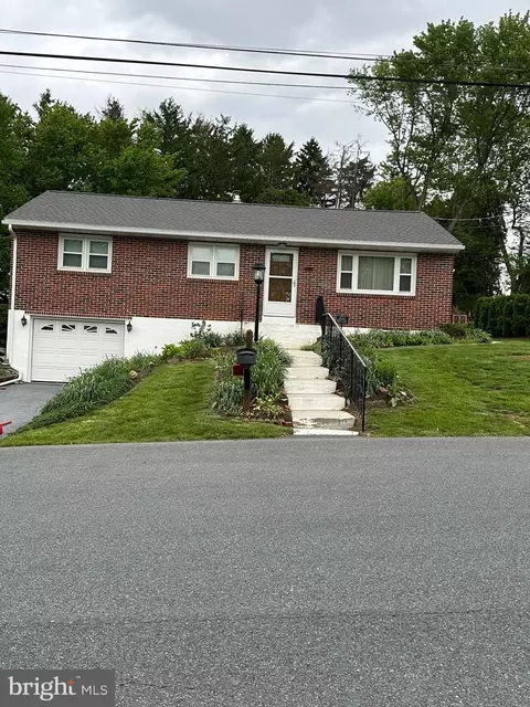 41 Jayann Dr, Lebanon, PA 17042