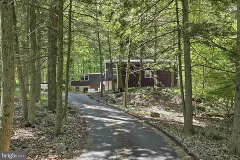 7 Conewago Hills Hls, Mount Gretna, PA 17064