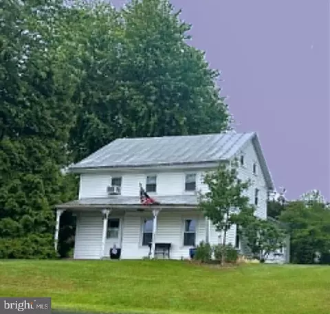 10194 Jonestown Rd, Grantville, PA 17028