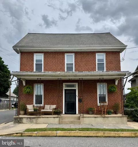 440 N Railroad St, Palmyra, PA 17078
