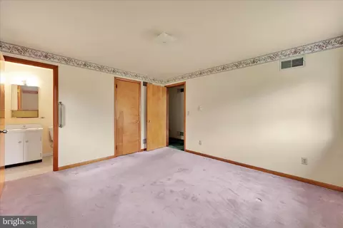 Bedroom - 109 Spruce St, Lebanon, PA 17042 photo 2 of 6
