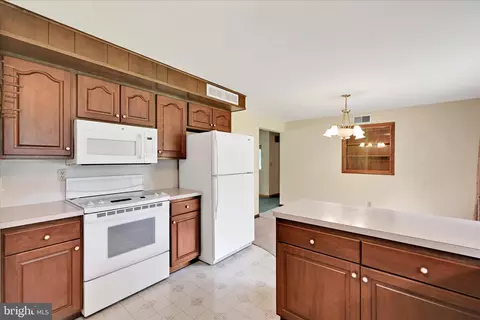 Kitchen - 109 Spruce St, Lebanon, PA 17042 photo 2 of 3