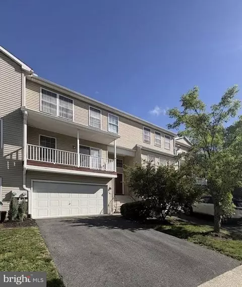 102 Woodside Ct, Annville, PA 17003