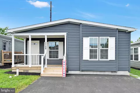 2106 Scull St, Lebanon, PA 17046