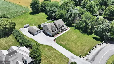 110 N Mine Rd, Lebanon, PA 17042