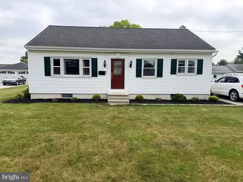 124 S Spruce St, Annville, PA 17003