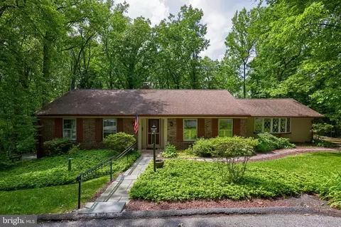 419 Lancaster Ave, Mount Gretna, PA 17064
