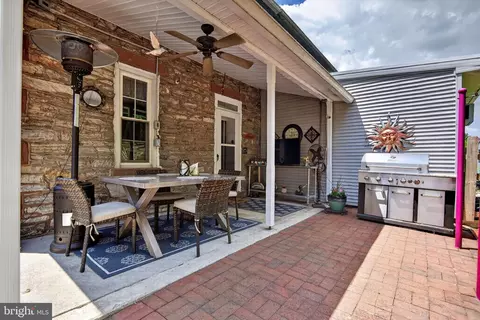 Exterior - 332 Boyd St, Lebanon, PA 17042 photo 4 of 12