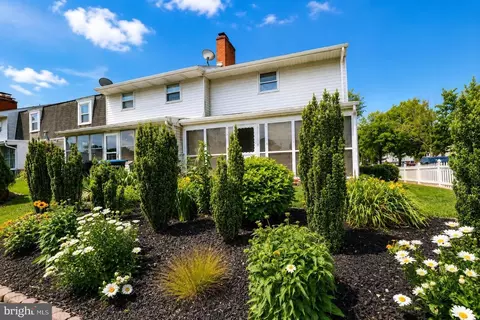 Other - 998 E Maple St, Palmyra, PA 17078 photo 1 of 5