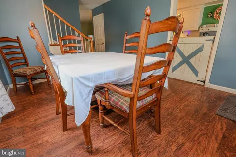 Dining - 998 E Maple St, Palmyra, PA 17078 photo 1 of 1