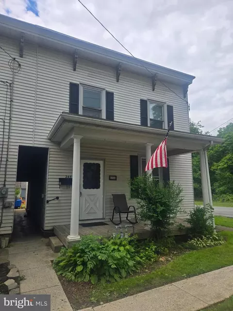245 N Lancaster St, Annville, PA 17003