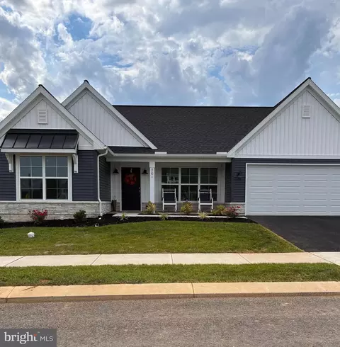 701 Longwood Mnr, Annville, PA 17003