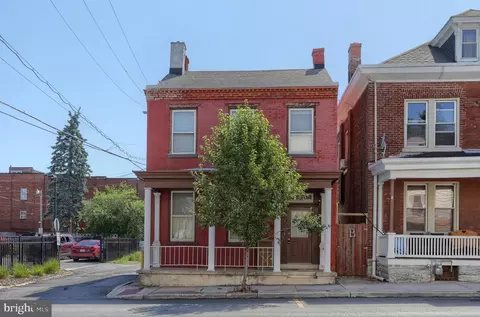 24 S 10th St, Lebanon, PA 17042