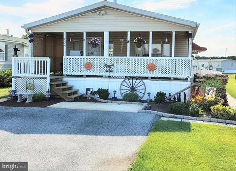 1300 E Kercher Ave #108, Myerstown, PA 17067
