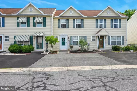 103 Peach, Newmanstown, PA 17073
