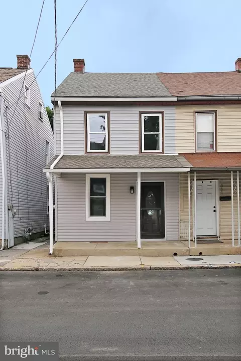 329 E Weidman St, Lebanon, PA 17046