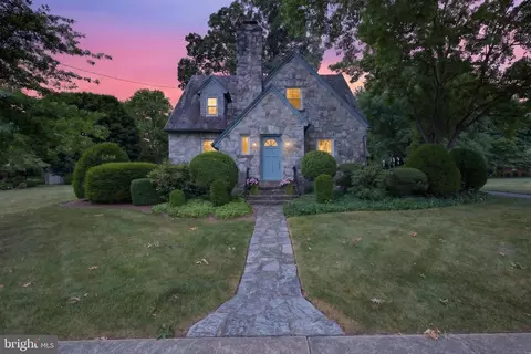 Exterior - 624 E Cherry St, Palmyra, PA 17078 photo 12 of 12
