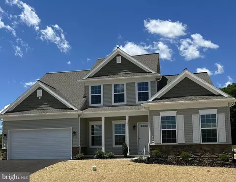 101 Alexandria Dr, Annville, PA 17003