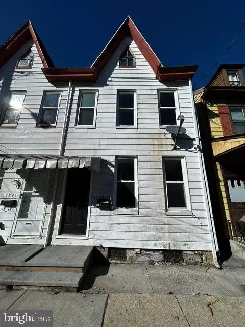 Undisclosed, Lebanon, PA 17046