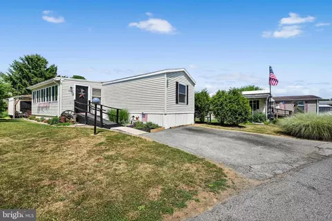 717 Palm City Park Tp-0232 Park, Annville, PA 17003