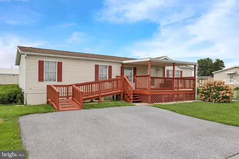 1300 E Kercher Ave #77, Myerstown, PA 17067