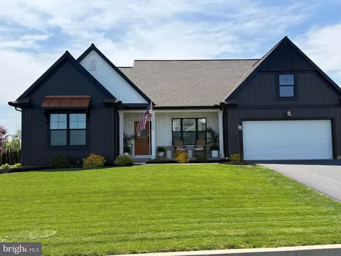 129 Princeton Pl, Lebanon, PA 17042