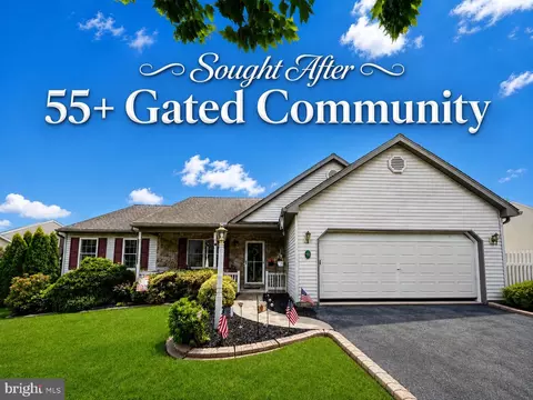 68 Springhouse Dr, Myerstown, PA 17067