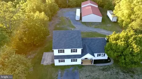 95 Fisher Ave, Jonestown, PA 17038