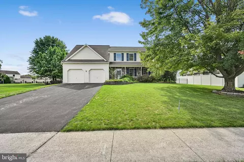 685 Coachman Ln L-0029, Palmyra, PA 17078