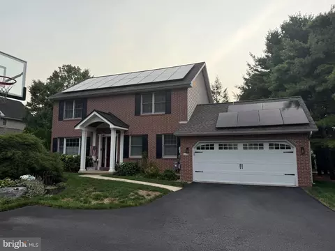 109 Farmstead Cir, Lebanon, PA 17042