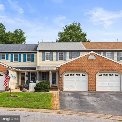 28 Penny Ln, Lebanon, PA 17046