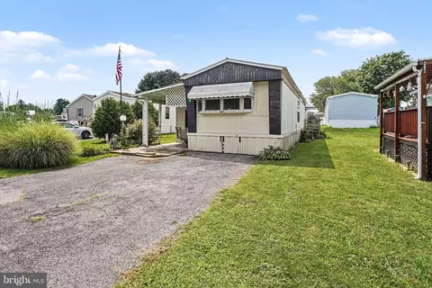 719 Palm City Park, Annville, PA 17003