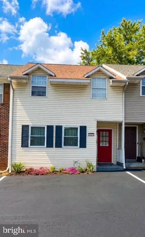 107 N Cherry St, Annville, PA 17003