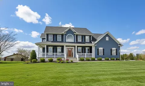 05 Starlight Ln, Lebanon, PA 17046