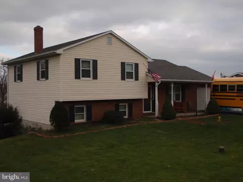 1644 N 8th Ave, Lebanon, PA 17046