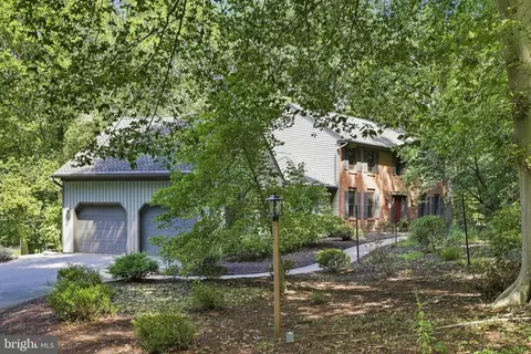 1200 Ash Ln, Lebanon, PA 17042