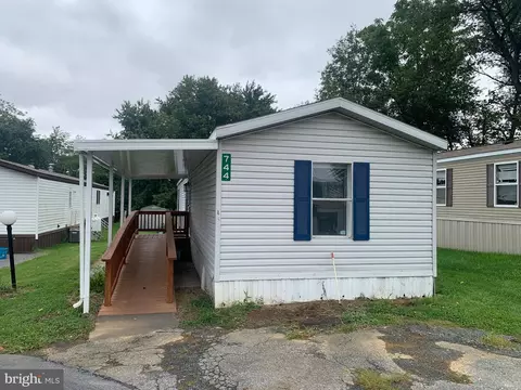744 Palm City Park, Annville, PA 17003
