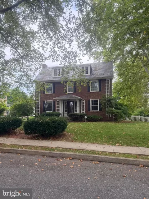 201 Hathaway Park, Lebanon, PA 17042