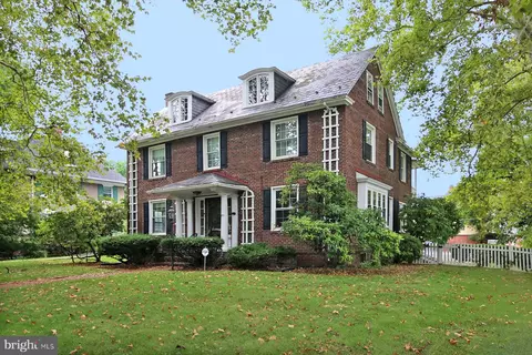 201 Hathaway Park, Lebanon, PA 17042