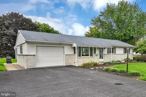 1719 Grace Ave, Lebanon, PA 17046