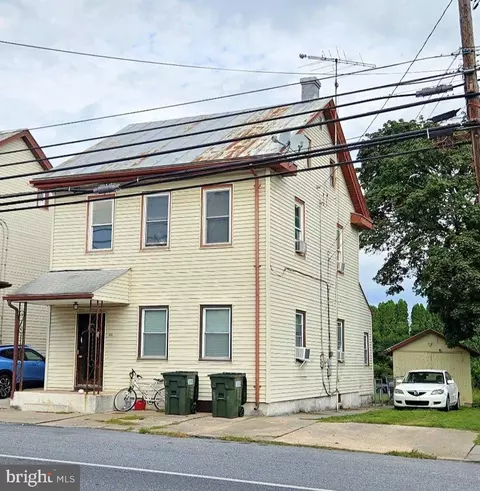 415 Jonestown Rd, Jonestown, PA 17038